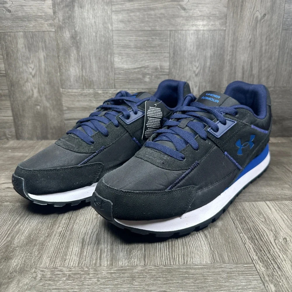 Under Armour Essential Runner Sneakers Mens 12 Black Blue NEW 3028408-002